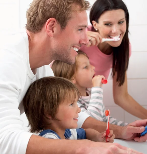 Family Family toothpaste. From 1st tooth